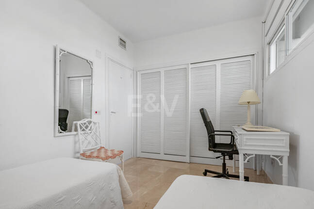 Appartement à louer en Marbella Golden Mile, Marbella (Toutes les zones)