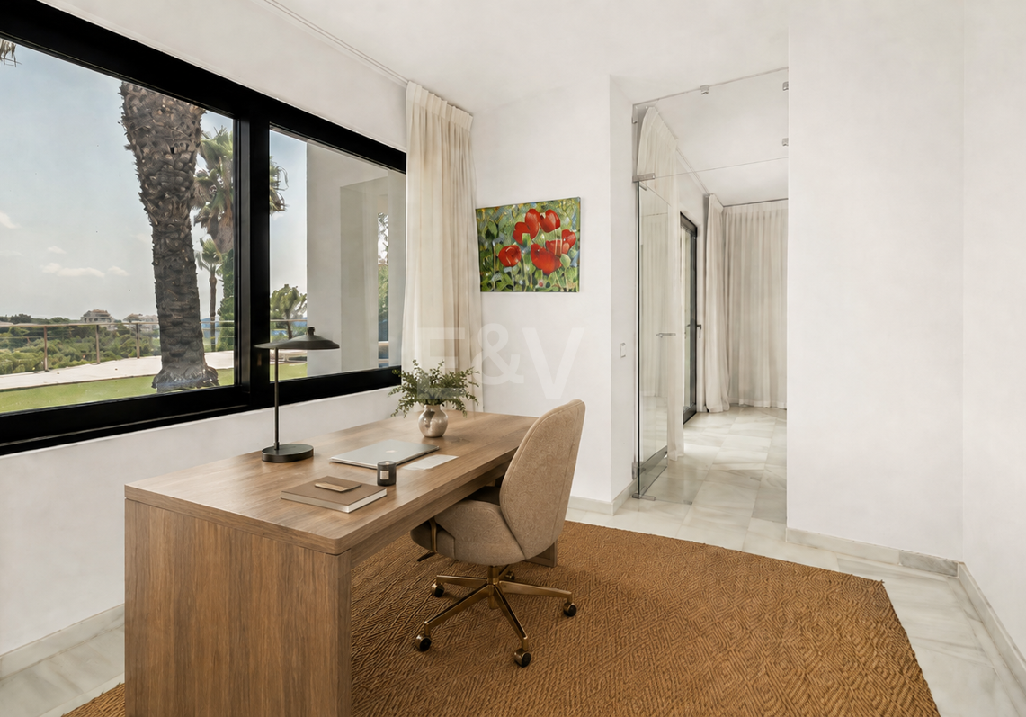 Mittelmeervilla mit privatem Aufzug, Pool und Panoramablick in Rio Real