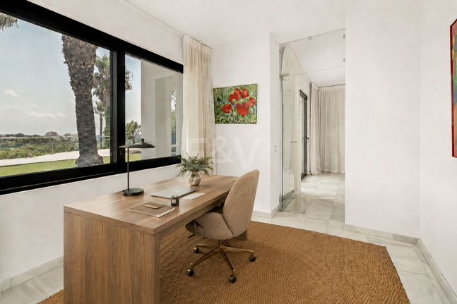 Mittelmeervilla mit privatem Aufzug, Pool und Panoramablick in Rio Real