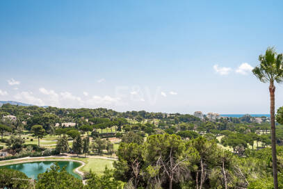 Mediterranean Villa with Private Lift, Pool and Panoramic Views in Rio Real