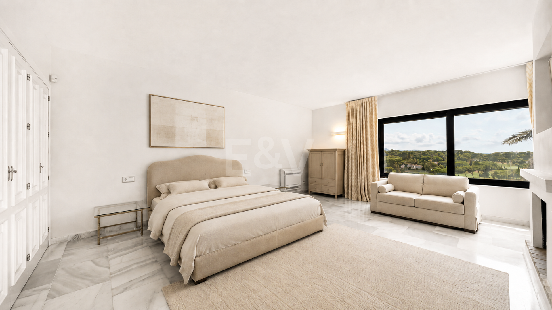 Mediterranean Villa with Private Lift, Pool and Panoramic Views in Rio Real