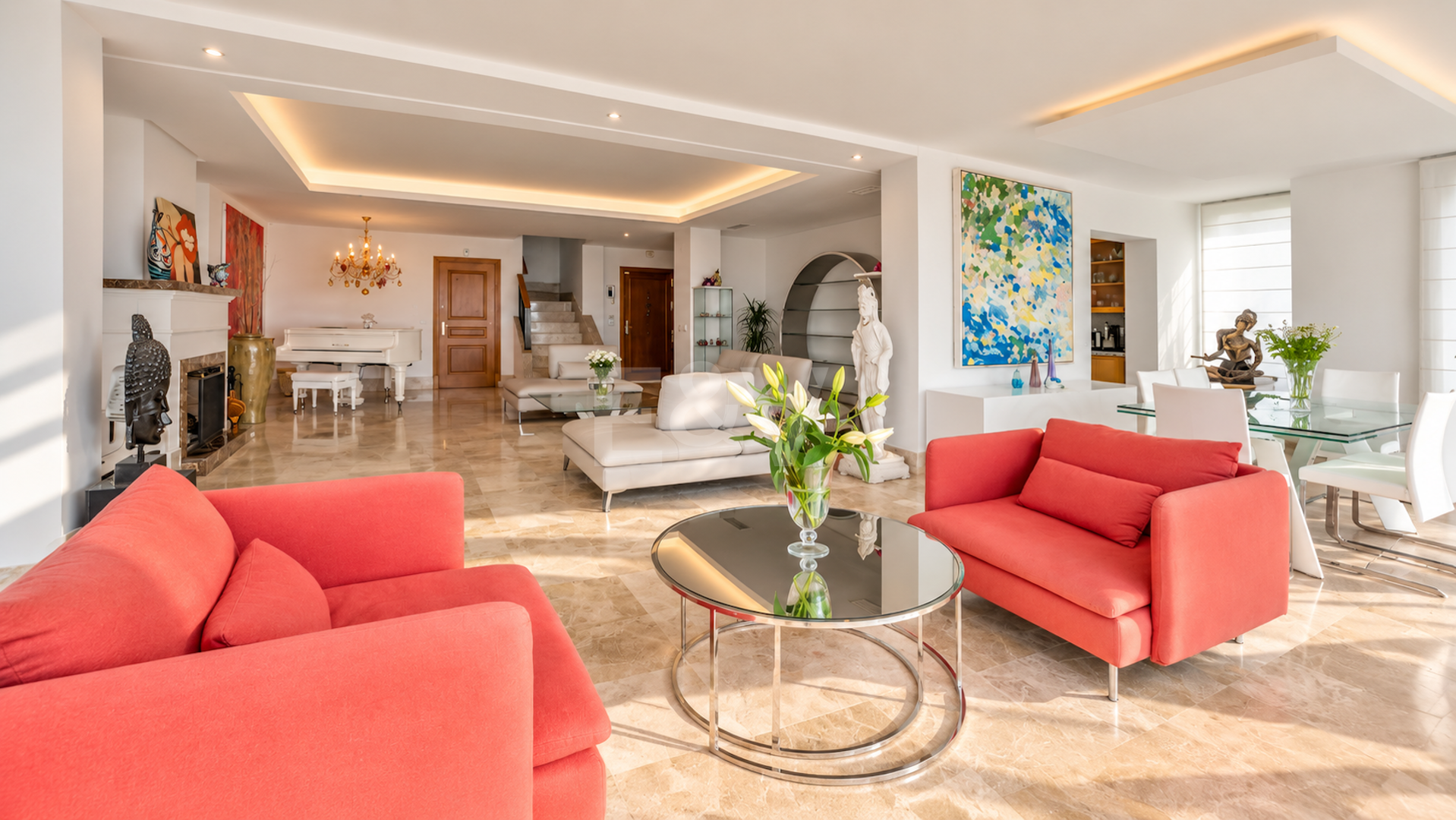 Maison individuelle avec vue panoramique sur la mer et jacuzzi à Santa Clara, Marbella