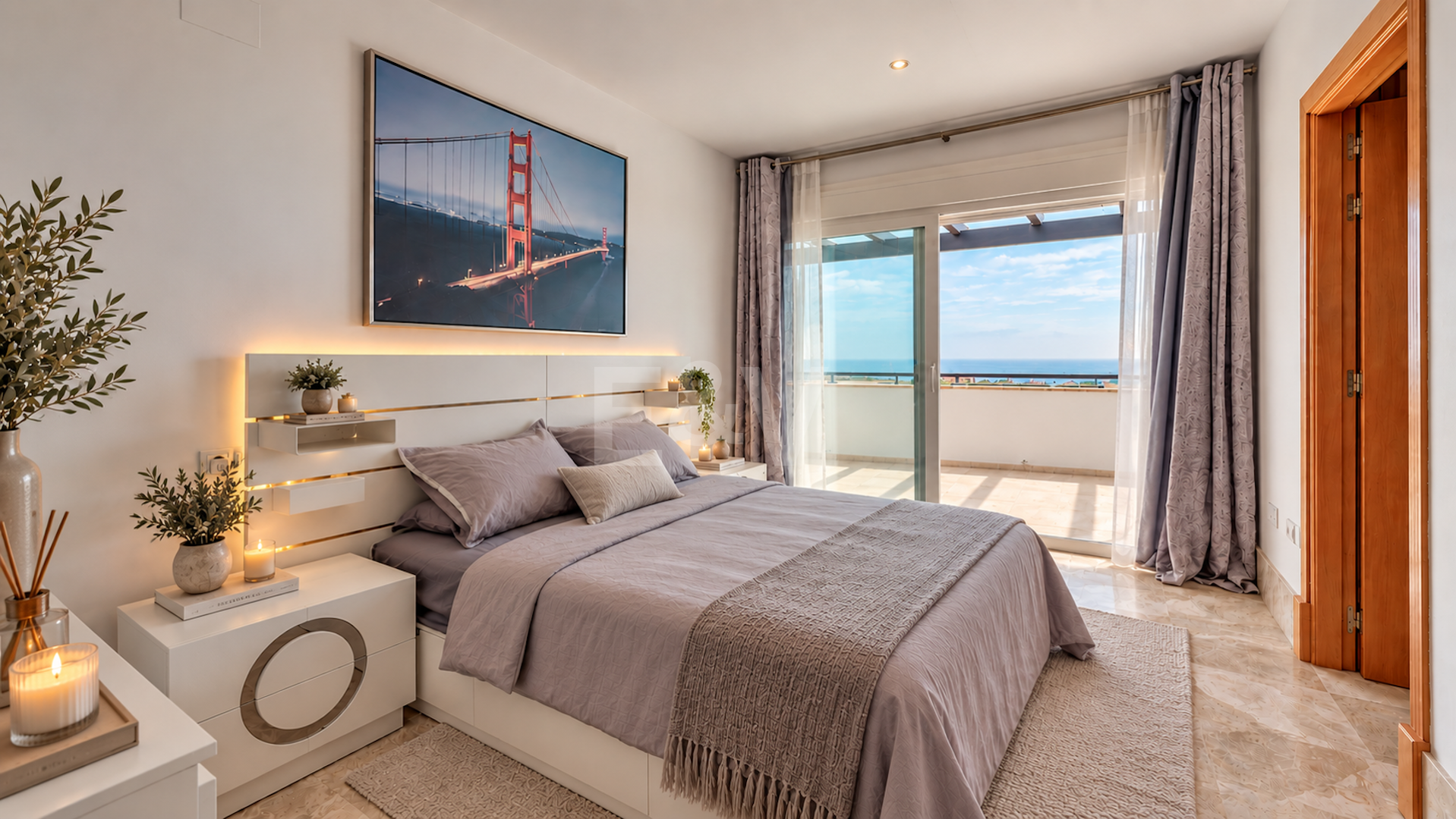 Maison individuelle avec vue panoramique sur la mer et jacuzzi à Santa Clara, Marbella