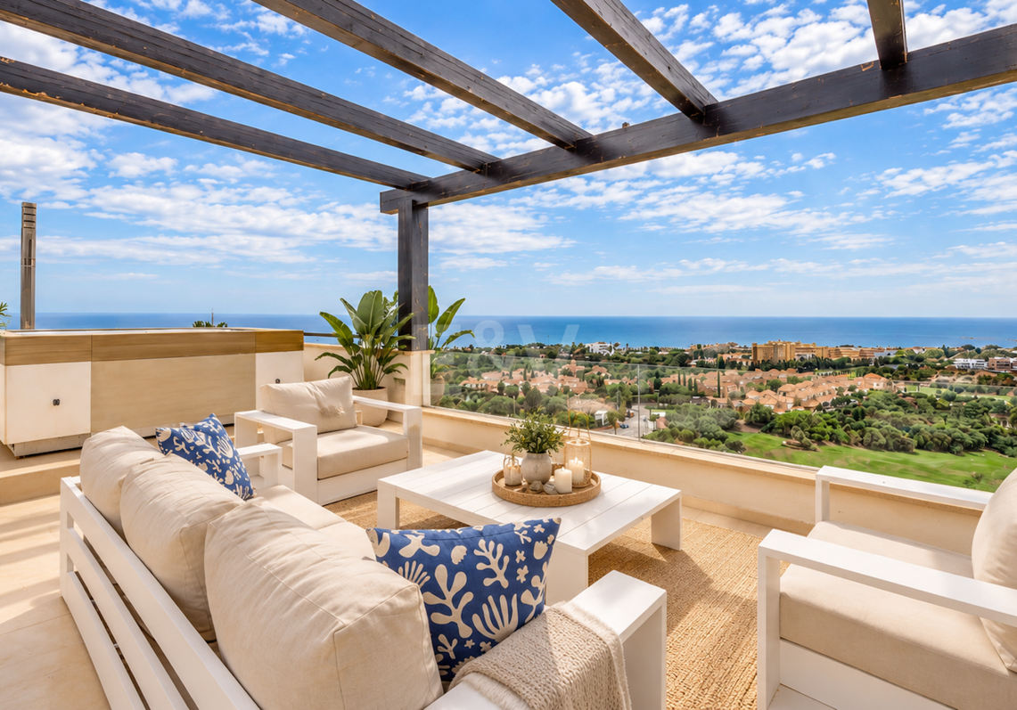 Maison individuelle avec vue panoramique sur la mer et jacuzzi à Santa Clara, Marbella