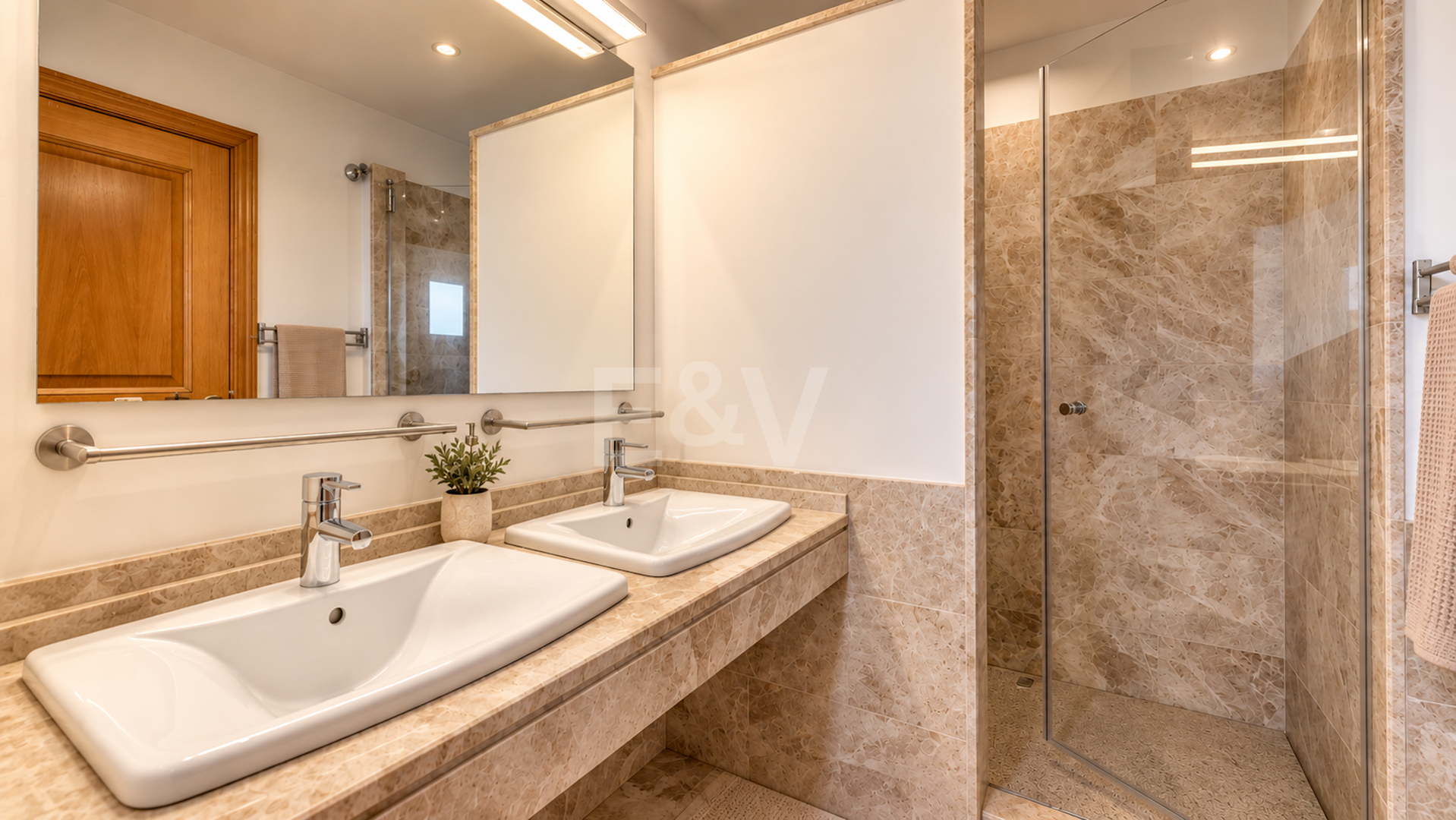 Maison individuelle avec vue panoramique sur la mer et jacuzzi à Santa Clara, Marbella