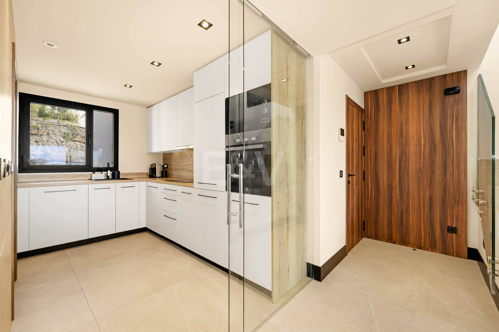 Lyx Duplex Penthouse med panoramautsikt över havet i Marbella Lake