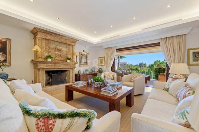 Mediterranean Forest Oasis with Timeless Andalusian Elegance on Marbella’s Golden Mile