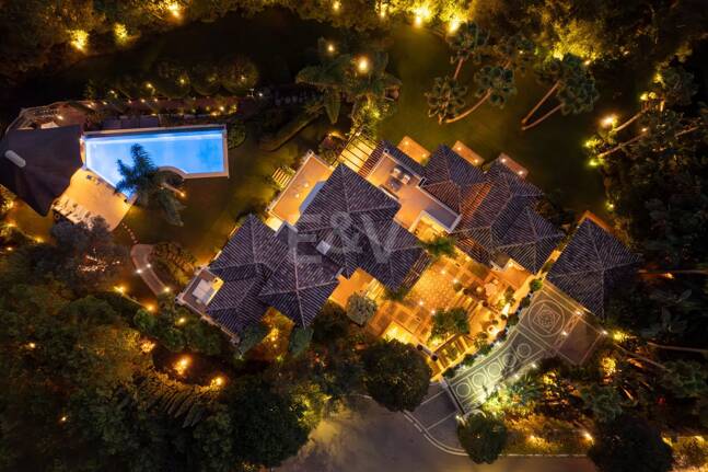 Mediterranean Forest Oasis with Timeless Andalusian Elegance on Marbella’s Golden Mile