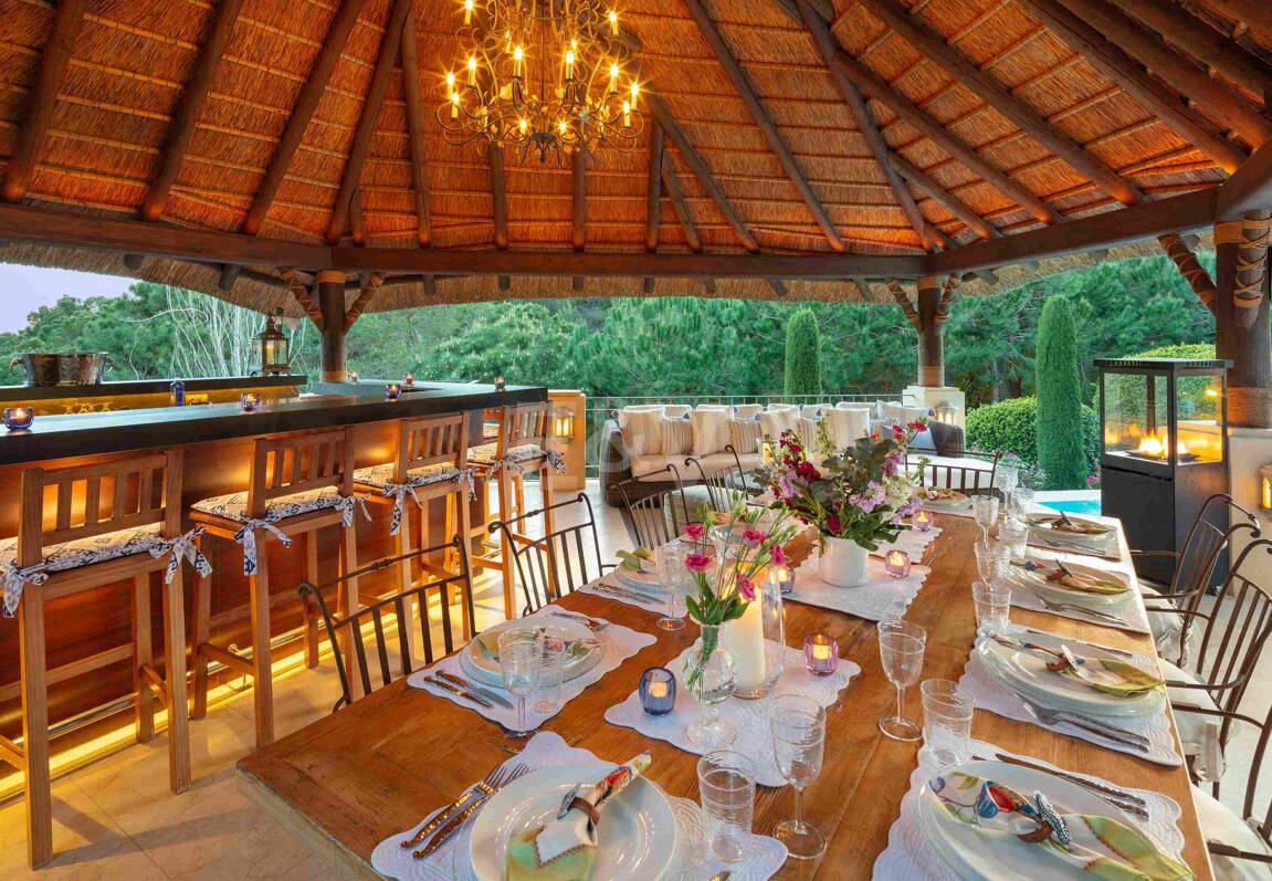 Mediterrane Wald-Oase mit zeitloser andalusischer Eleganz an Marbellas Goldener Meile