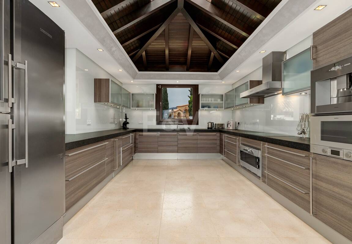 Villa till salu i Benahavis