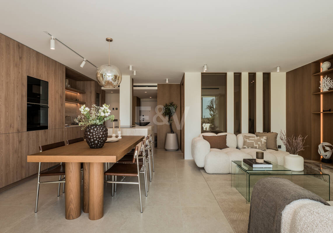 Sophisticated renovated apartment in the heart of Nueva Andalucia