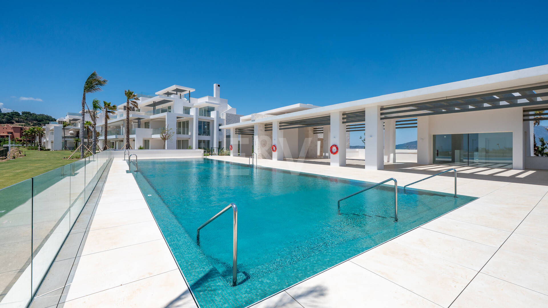 Bright Modern Apartment with Panoramic Mediterranean Views