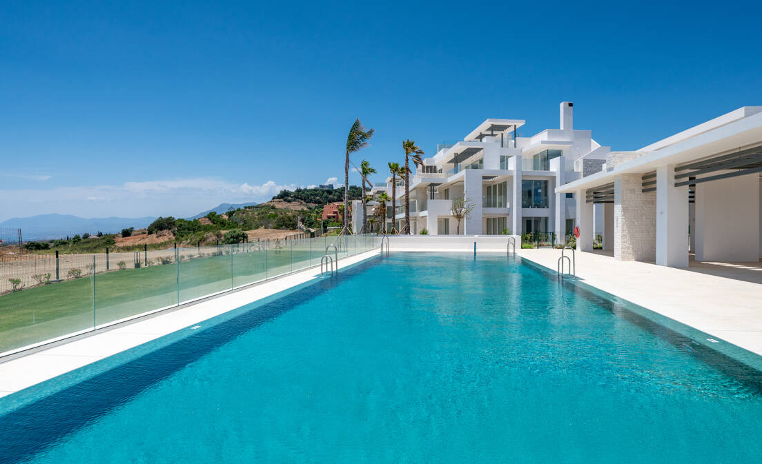 Bright Modern Apartment with Panoramic Mediterranean Views