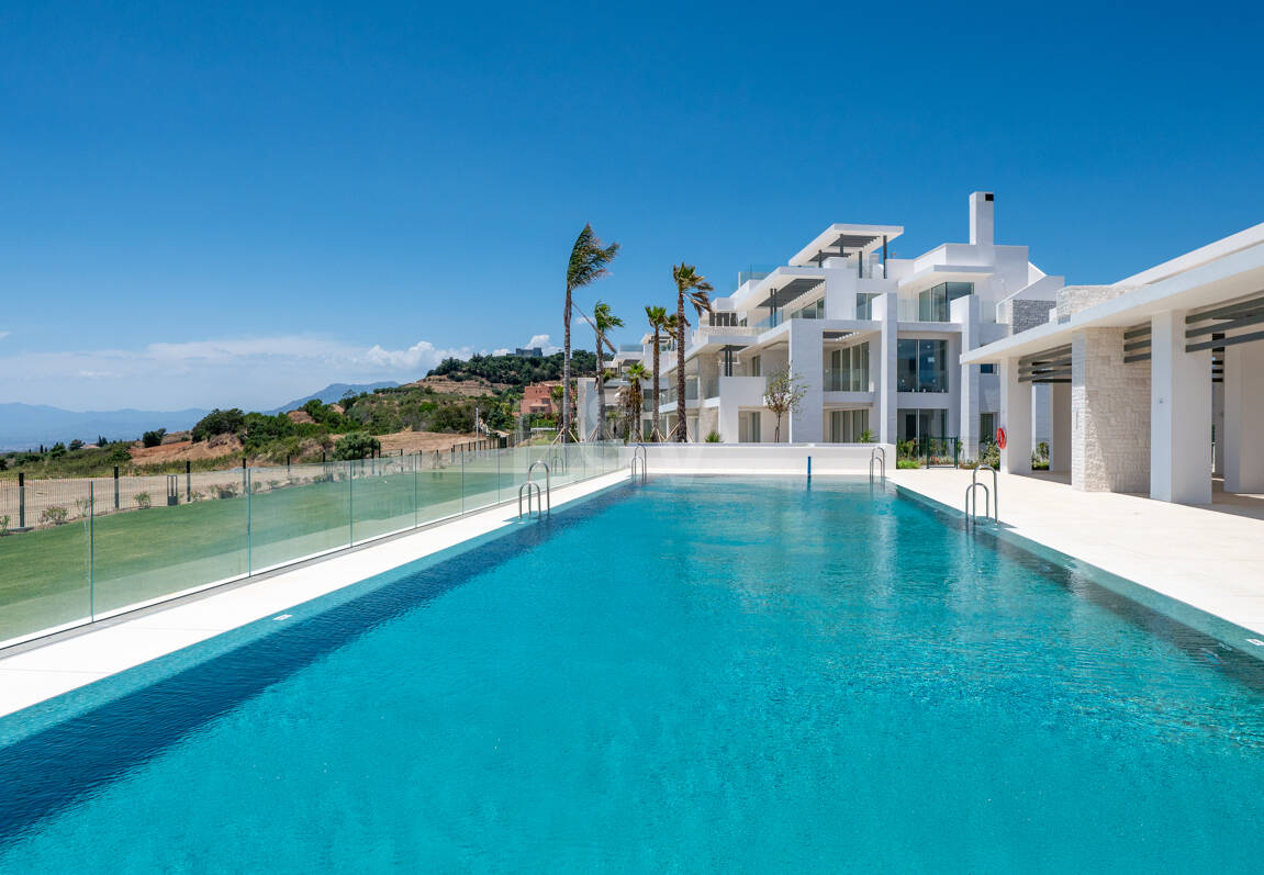 Bright Modern Apartment with Panoramic Mediterranean Views