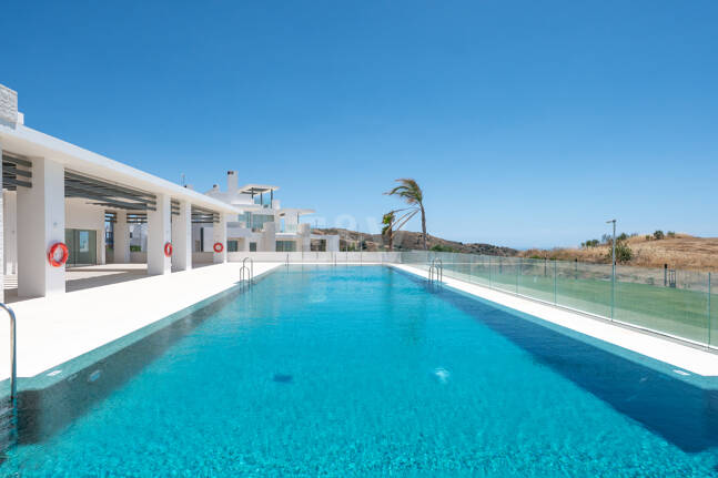 Bright Modern Apartment with Panoramic Mediterranean Views