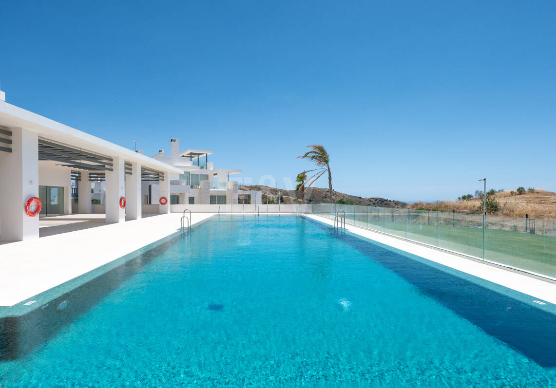 Bright Modern Apartment with Panoramic Mediterranean Views