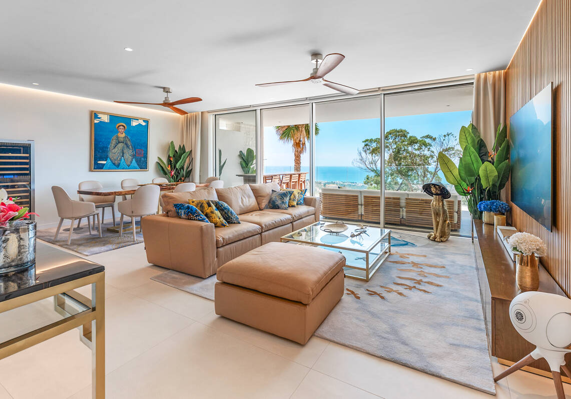 Bright Modern Apartment with Panoramic Mediterranean Views