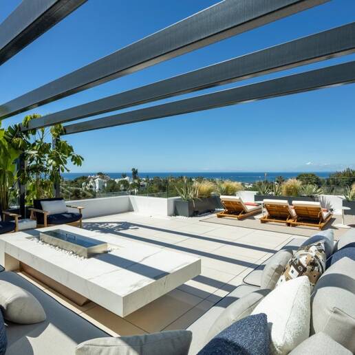 Designervilla med takterrass med havsutsikt, wellnessavdelning och privat pool i Río Real