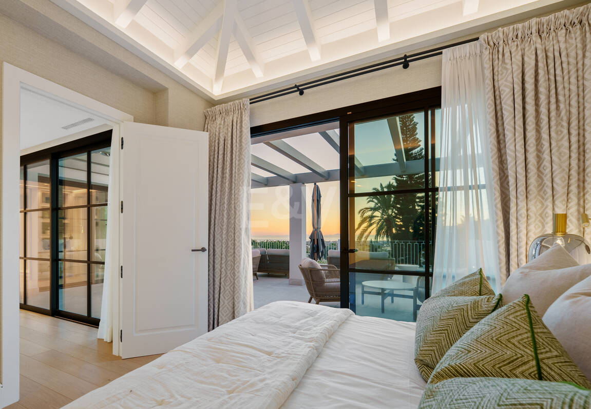 Verfeinertes mediterranee Villa mit Panoramablick aufs Meer