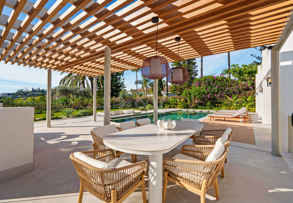Verfeinertes mediterranee Villa mit Panoramablick aufs Meer