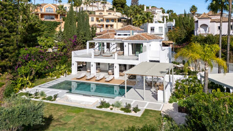 Verfeinertes mediterranee Villa mit Panoramablick aufs Meer