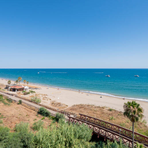 Apartment am Strand mit Meerblick in Banana Beach, Marbella
