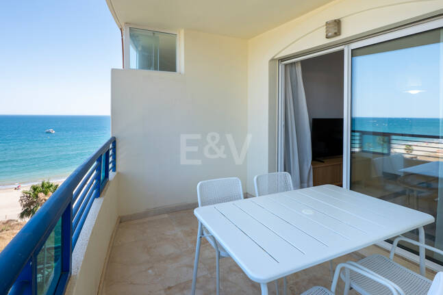 Apartment am Strand mit Meerblick in Banana Beach, Marbella