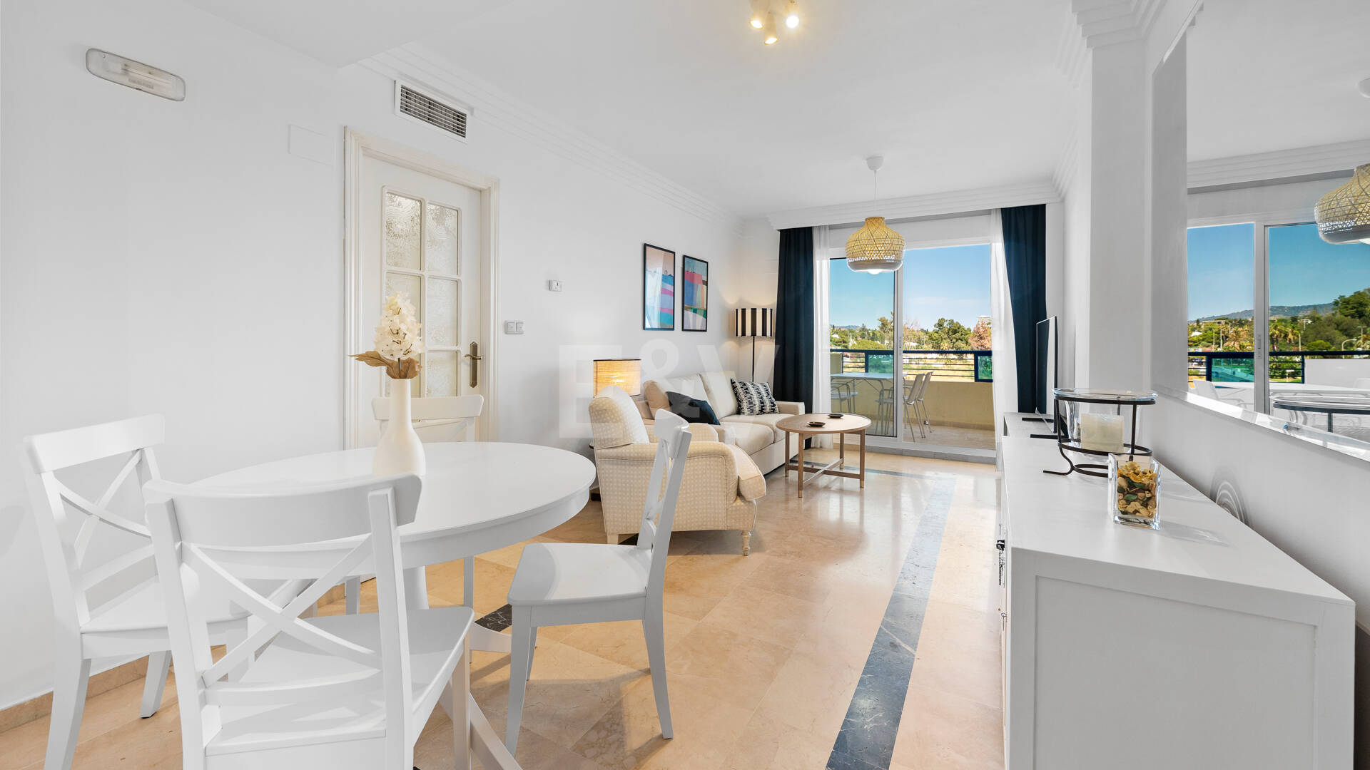 Apartment am Strand mit Meerblick in Banana Beach, Marbella