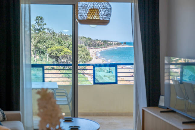 Apartment am Strand mit Meerblick in Banana Beach, Marbella