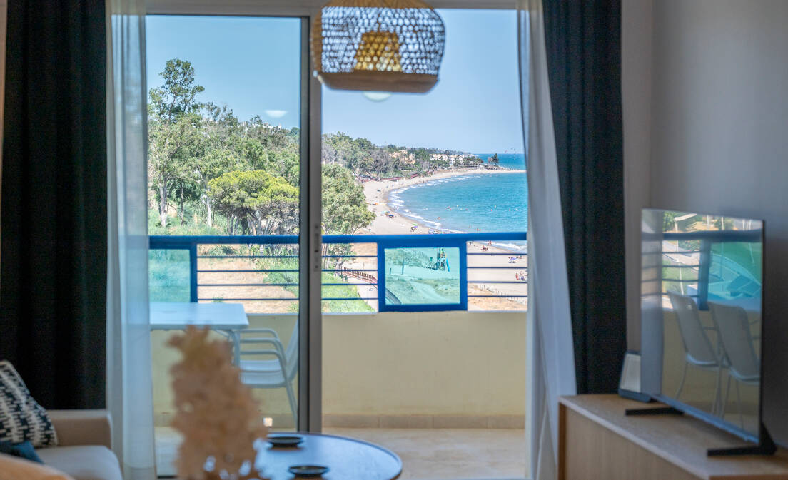 Apartment am Strand mit Meerblick in Banana Beach, Marbella