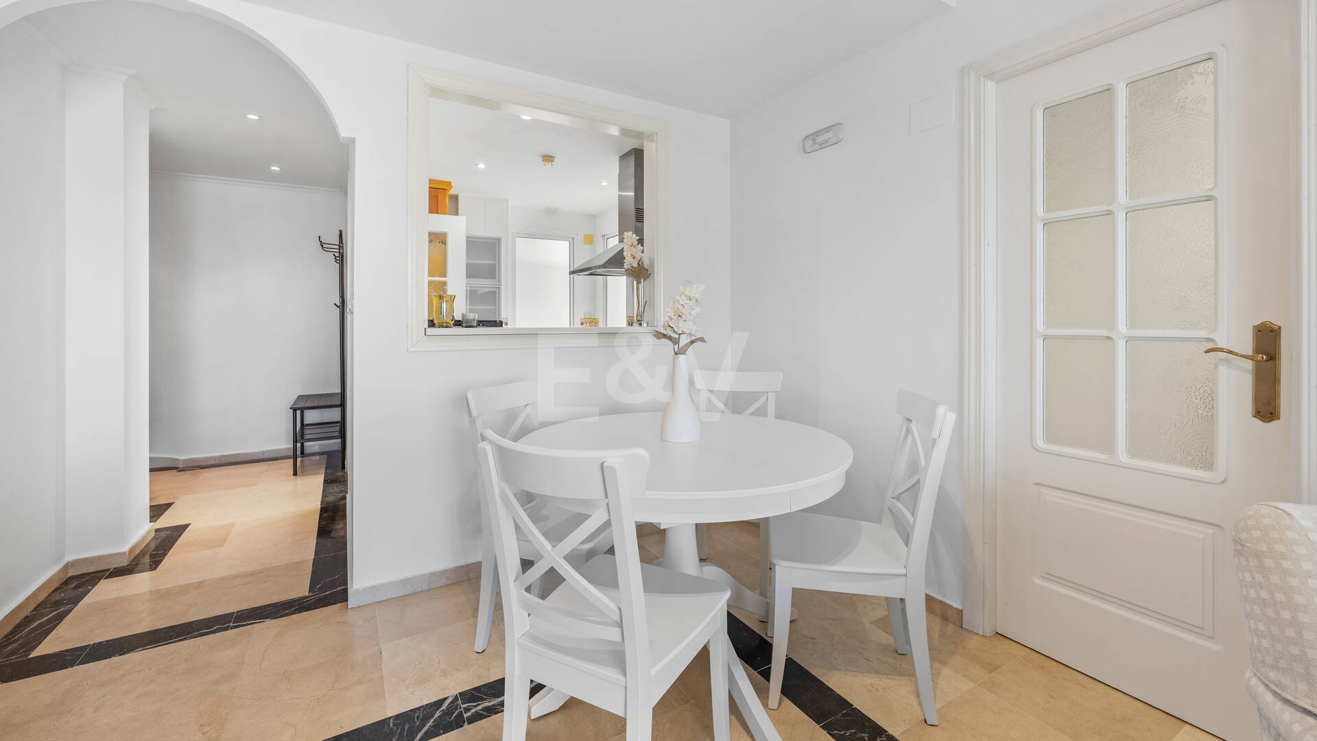 Apartment am Strand mit Meerblick in Banana Beach, Marbella