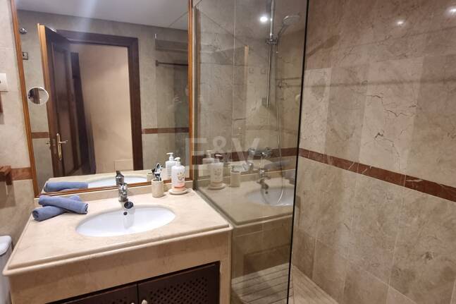 Appartement rez de chaussée à louer en Marbella Golden Mile, Marbella (Toutes les zones)