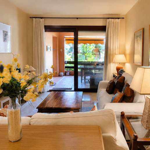 Alicate Playa Frontline Beach groundfloor apartment in el Rosario available for Long Term Rental