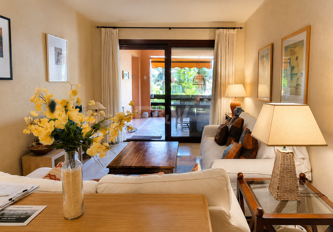 Alicate Playa Frontline Beach groundfloor apartment in el Rosario available for Long Term Rental
