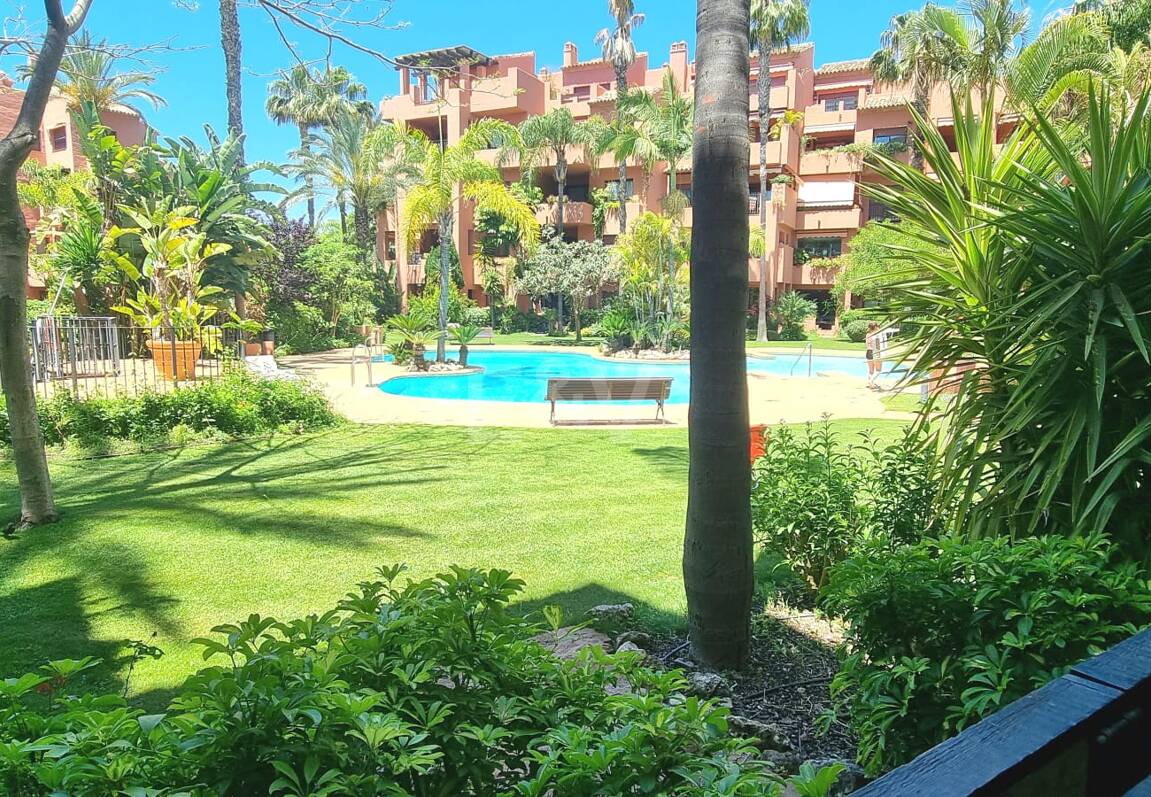 Appartement rez de chaussée à louer en Marbella Golden Mile, Marbella (Toutes les zones)