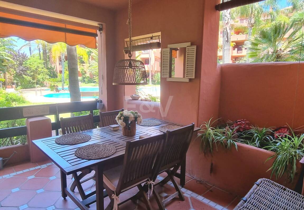 Appartement rez de chaussée à louer en Marbella Golden Mile, Marbella (Toutes les zones)