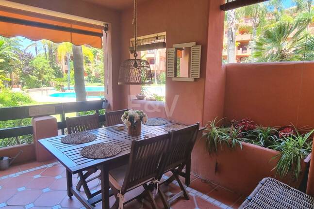 Appartement rez de chaussée à louer en Marbella Golden Mile, Marbella (Toutes les zones)