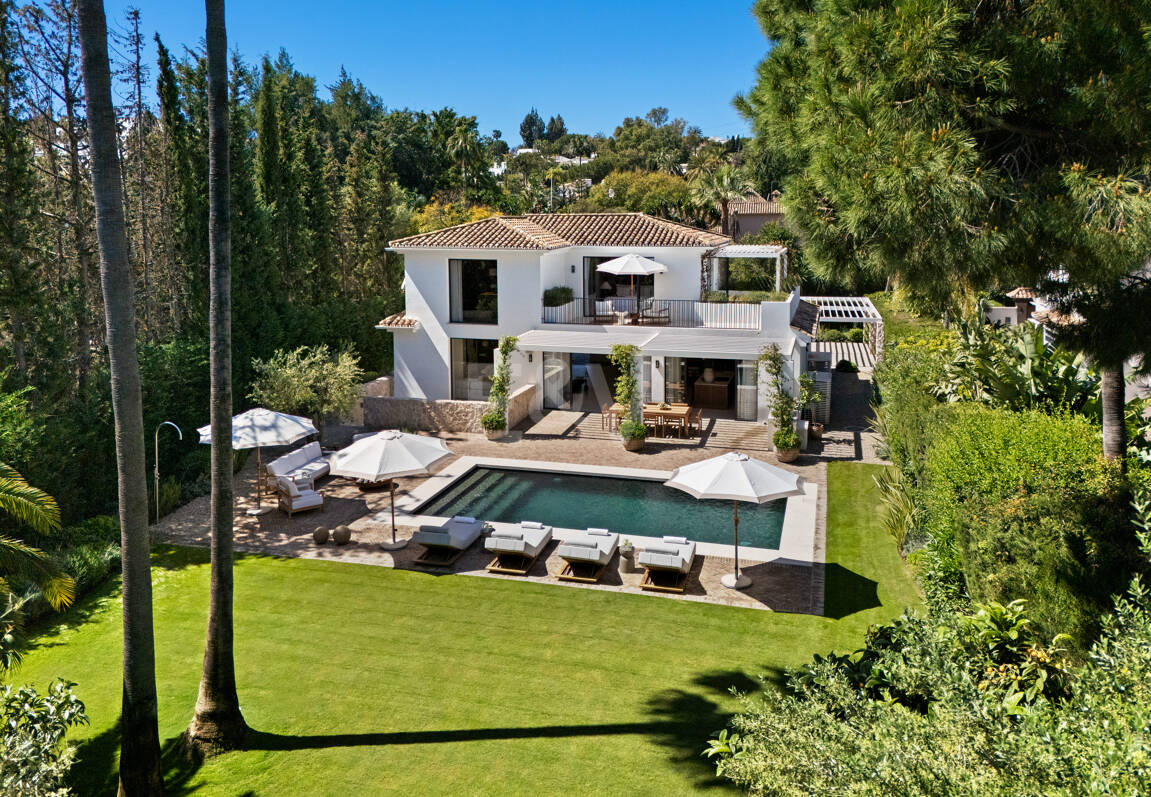 Nglish Stylowe Contemporary Frontline Golf Villa w Las Brisas