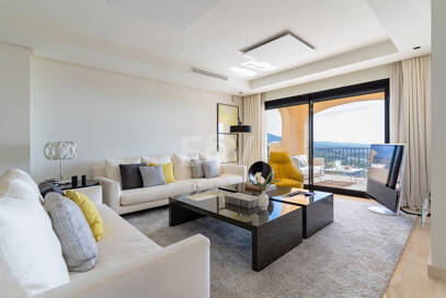 Elegante residencia de 3 dormitorios con vistas abiertas al mar