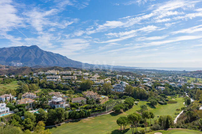 Elegante residencia de 3 dormitorios con vistas abiertas al mar