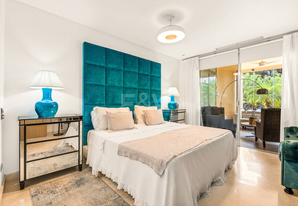 Elegantes Gartenapartment im Mansion Club an Marbellas Goldener Meile