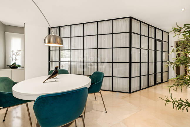 Elegantes Gartenapartment im Mansion Club an Marbellas Goldener Meile