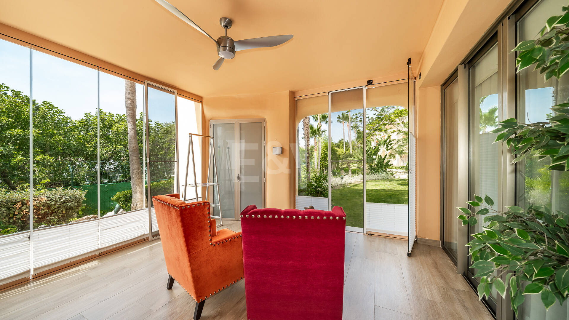 Elegantes Gartenapartment im Mansion Club an Marbellas Goldener Meile