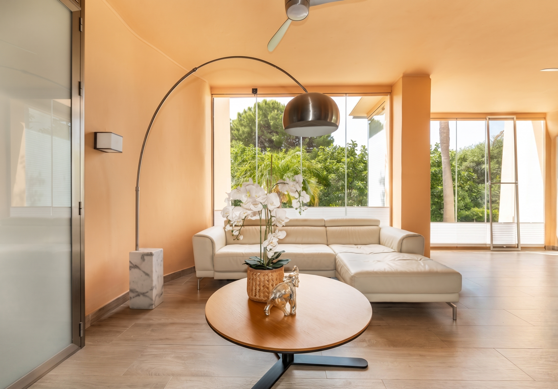 Elegant Garden Apartment In Mansion Club On Marbella’s Golden Mile