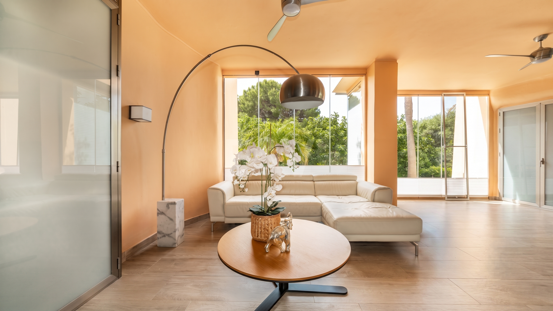 Elegantes Gartenapartment im Mansion Club an Marbellas Goldener Meile