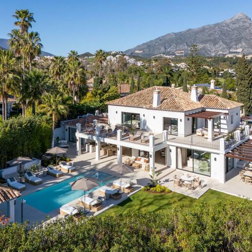 Villa till salu i Nueva Andalucia, Marbella