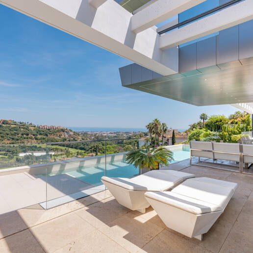 Zeitgenössische Villa mit Panoramablick in Los Arqueros