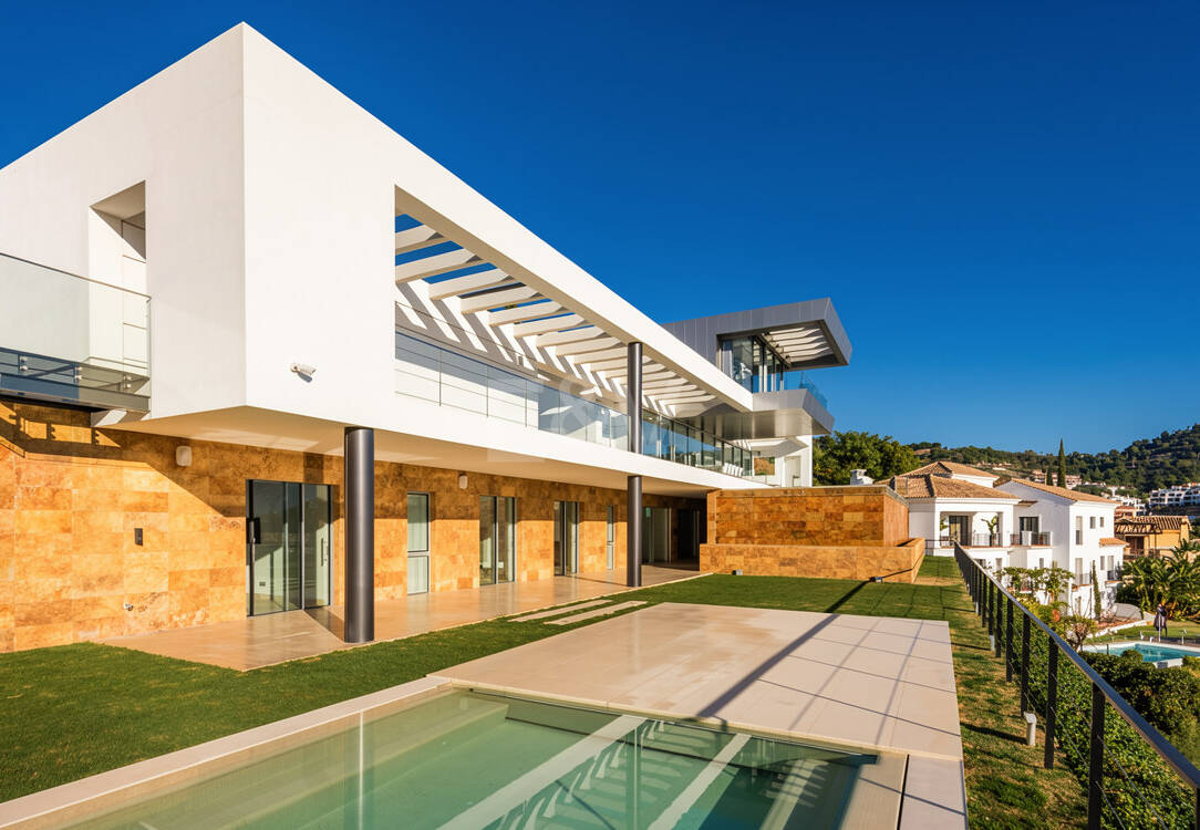 Zeitgenössische Villa mit Panoramablick in Los Arqueros