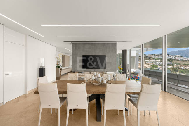 Zeitgenössische Villa mit Panoramablick in Los Arqueros