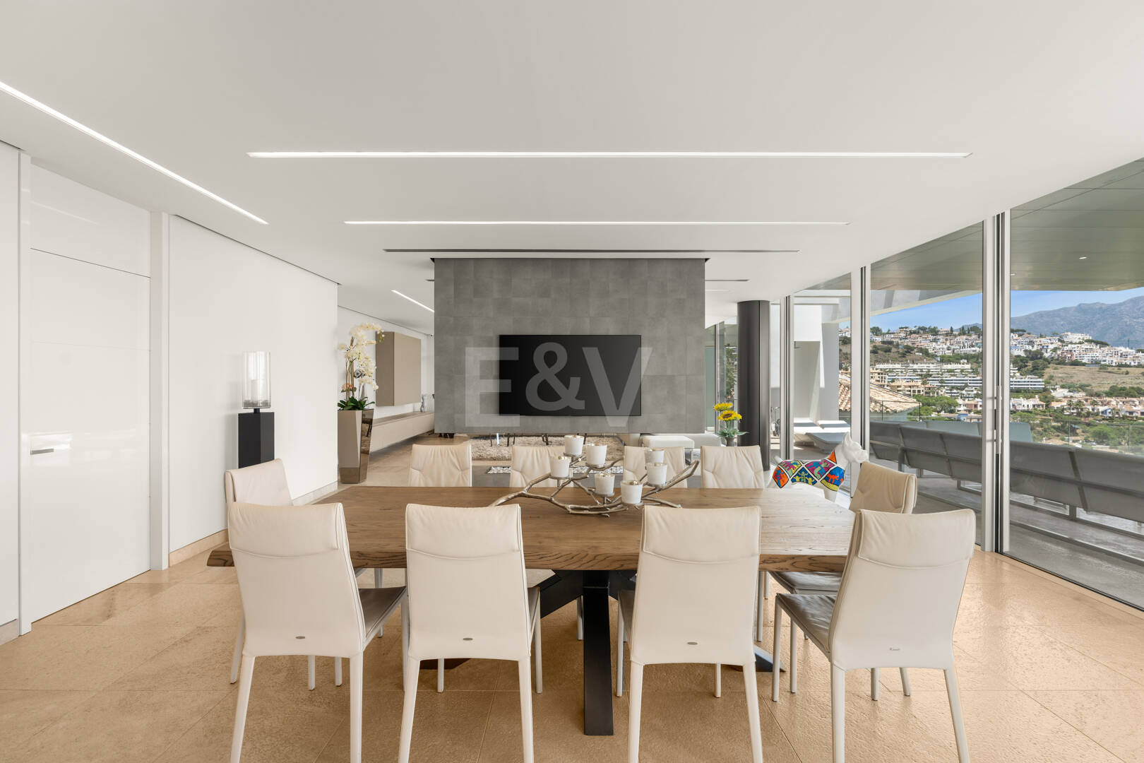 Zeitgenössische Villa mit Panoramablick in Los Arqueros